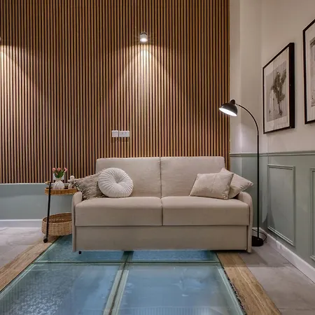Sophisticated One Bedroom Duplex With Shared Roof Terrace Goblugf * Cospicua