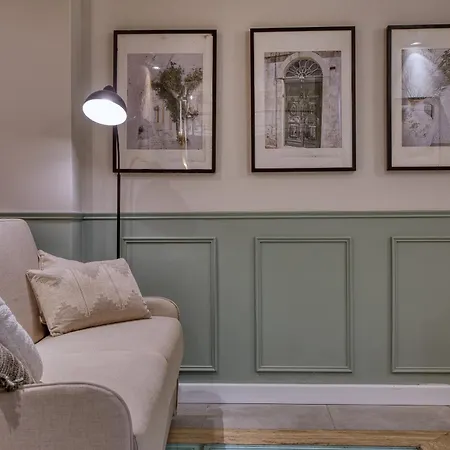 Sophisticated One Bedroom Duplex With Shared Roof Terrace Goblugf